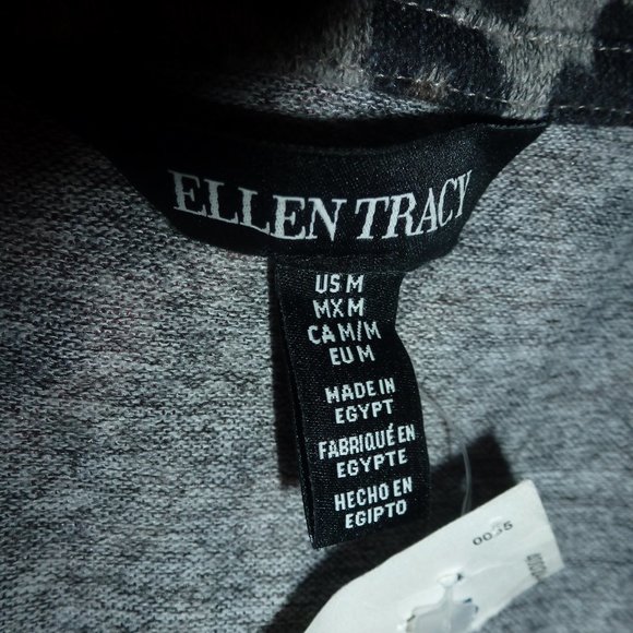 Super soft Ellen Tracy NWOT Leopard Print V Neck Sweater M - Picture 4 of 10